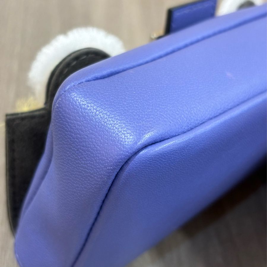 FENDI MICRO BAGUETTE 紫 毛怪 斜背包 手提包 肩背包 手拿包 相機包-10