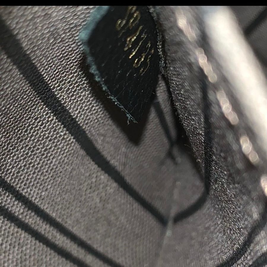 LV 時尚 蒙田包 斜背包 小款 Montaigne BB LOUIS VUITTON-17