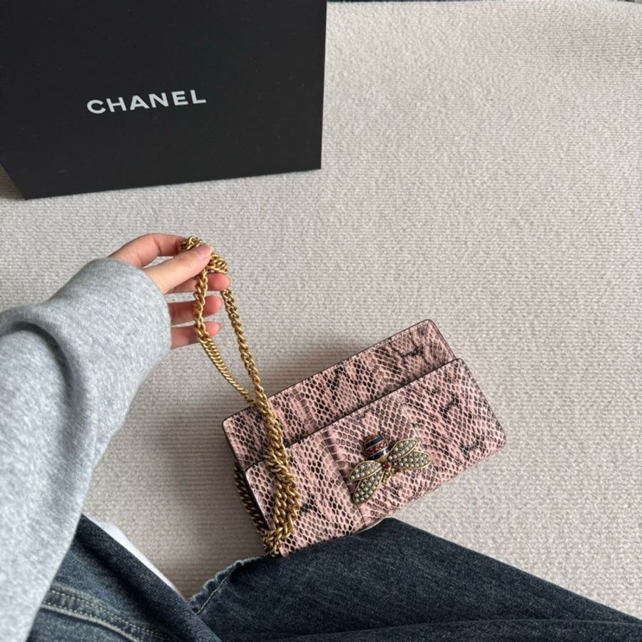 Gucci蛇皮小蜜蜂斜挎包-6