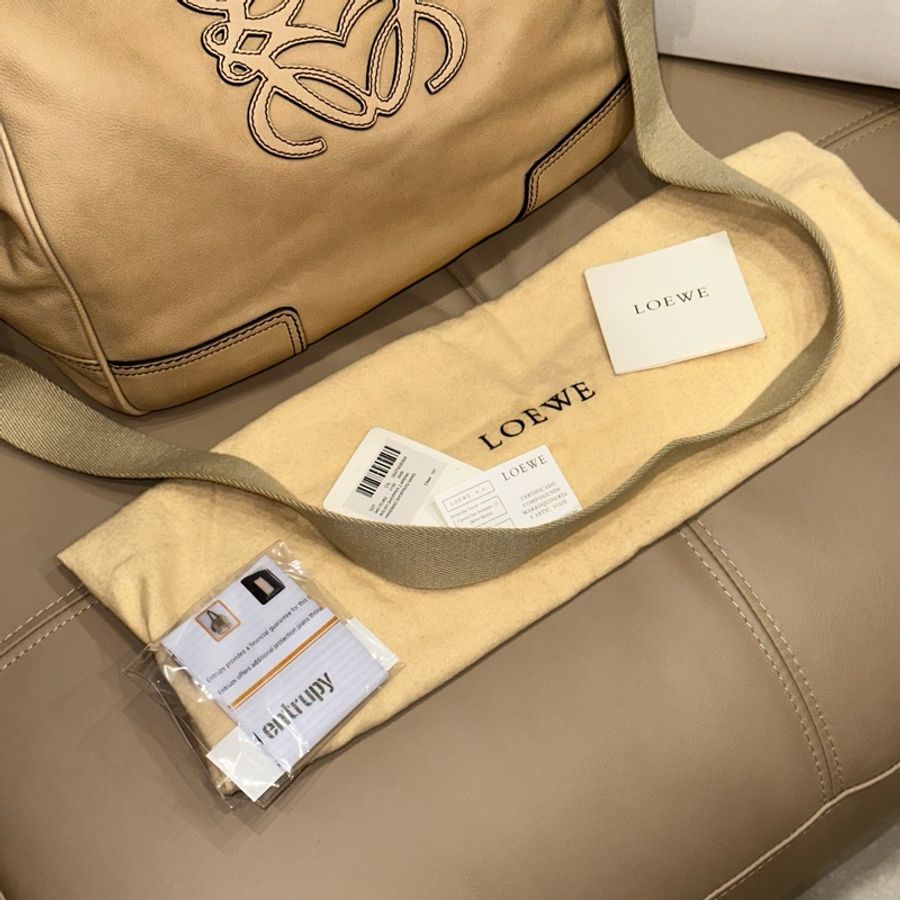 稀有釋出🌟🉑️斜背 #loewe 米色 #全皮 #tote #托特包 #斜背包-7