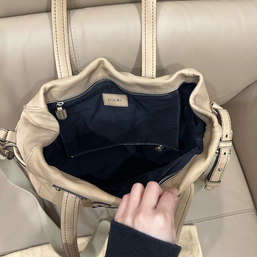 稀有釋出🌟🉑️斜背 #loewe 米色 #全皮 #tote #托特包 #斜背包-27