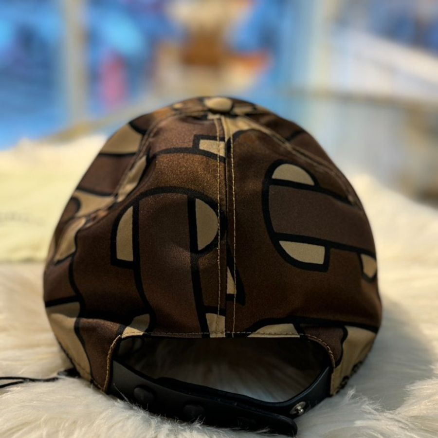 BURBERRY滿版球帽-8