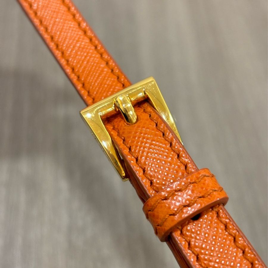 PRADA 1BA838 愛瑪仕 橘 牛皮 拉鍊包 肩背包 斜背包 手提包 ALMA 貝殼包-28