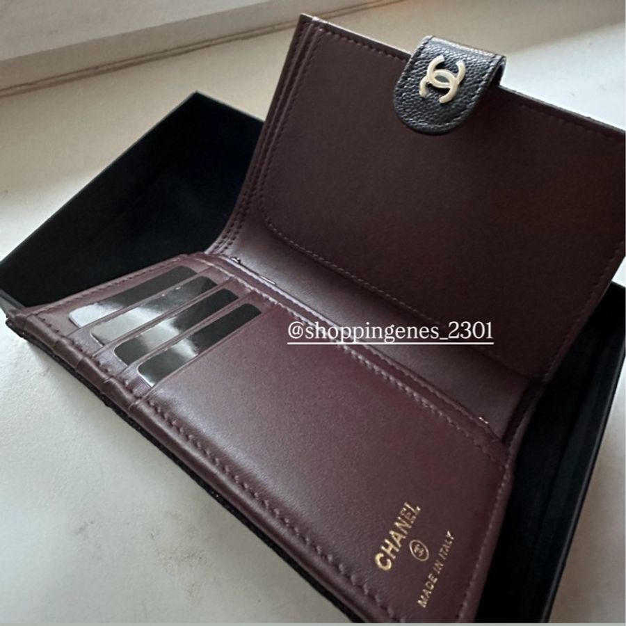 香奈兒 Chanel 全新品 經典護照包 黑色金釦 荔枝牛皮-0
