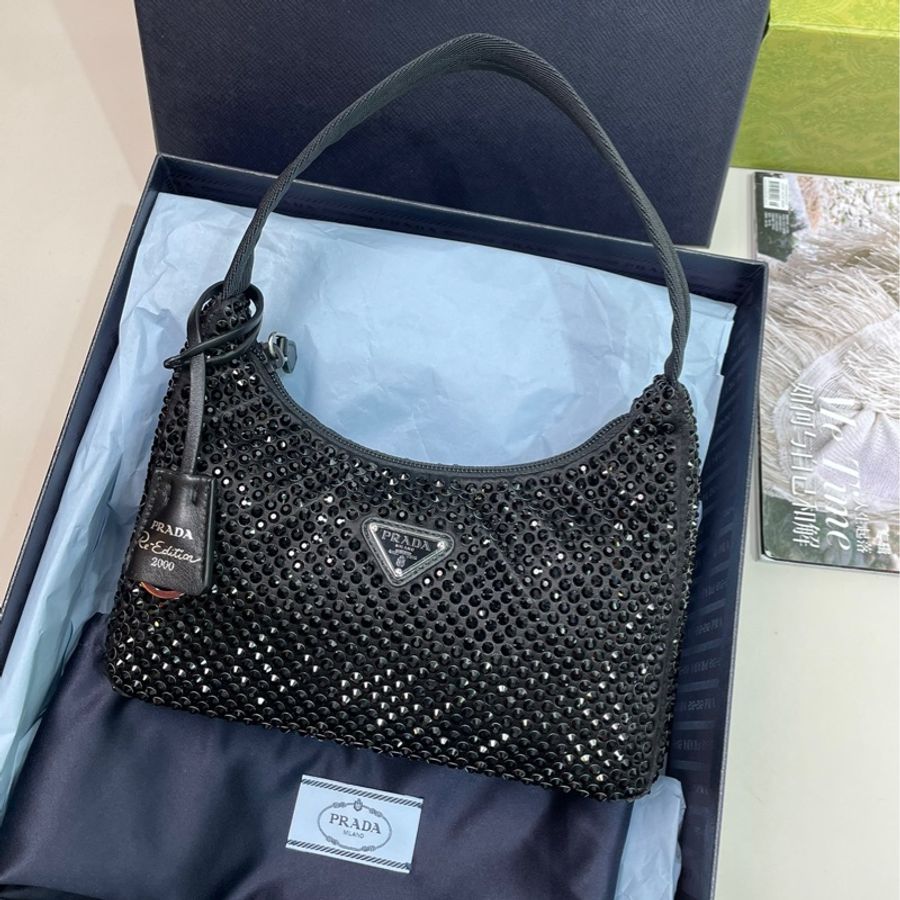 Prada Hobo新款滿鑽腋下包-0