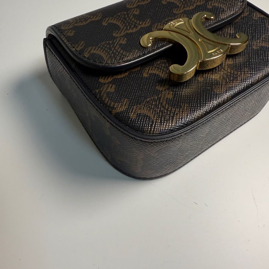 Celine Mini Triomphe 老花凱旋門金釦斜背包-2