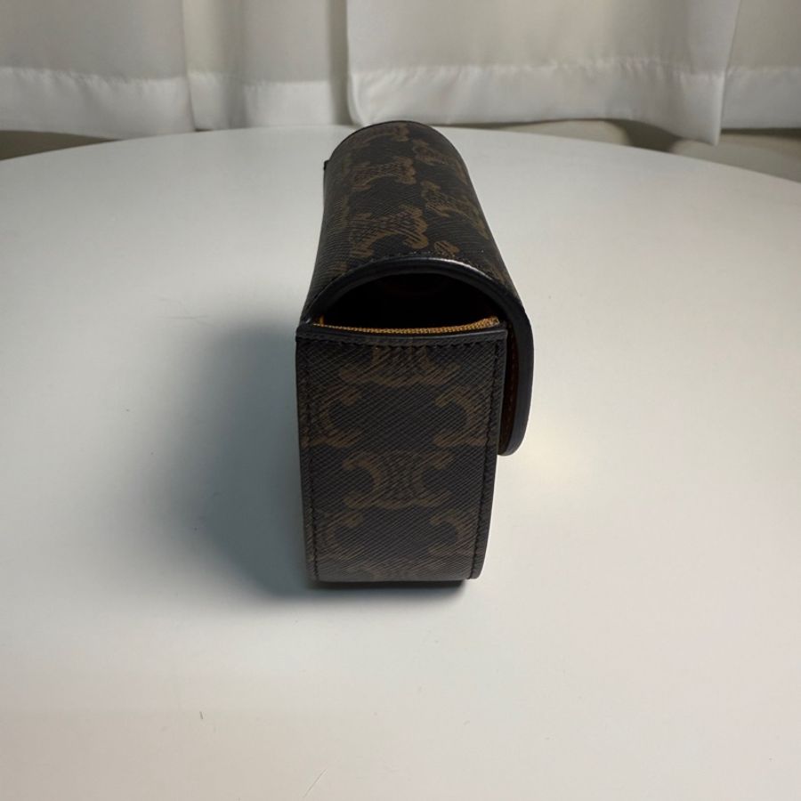 Celine Mini Triomphe 老花凱旋門金釦斜背包-7
