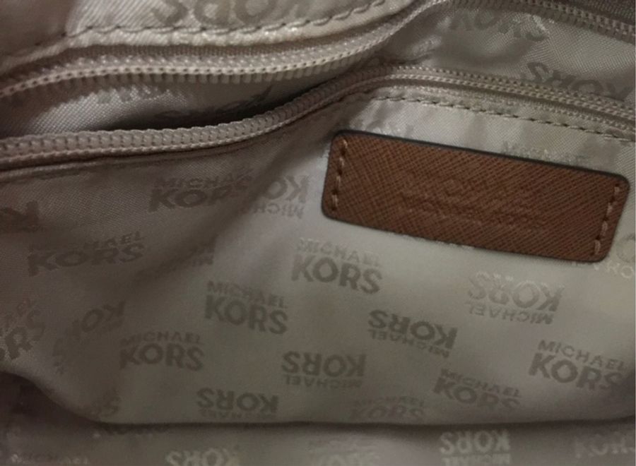 ☆╮PRiNcEsS-Mine╭☆ 100%正品日本帶回╭☆ MK Michael Kors 咖啡色防刮牛皮小款手提包-8