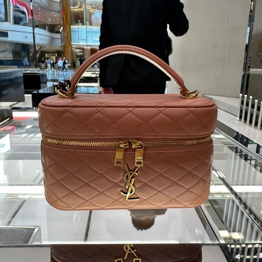 ✨快閃特價✨Saint Lauent 766731 YSL 小羊皮 Gaby Vanity 包 Barley Pink 棕粉色-3