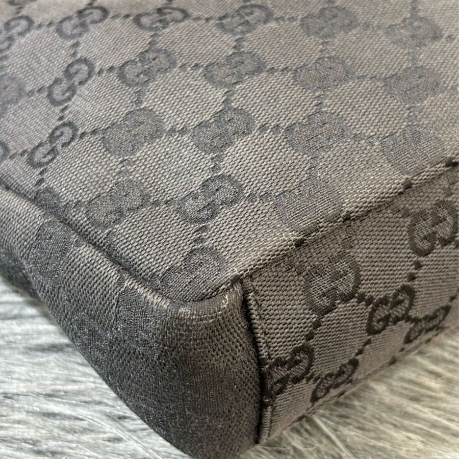 GUCCI 35098 GG LOGO 黑色老花字紋原花緹花 肩背包斜背包彎月包牛角包半月包水餃包元寶包拉鍊包-13