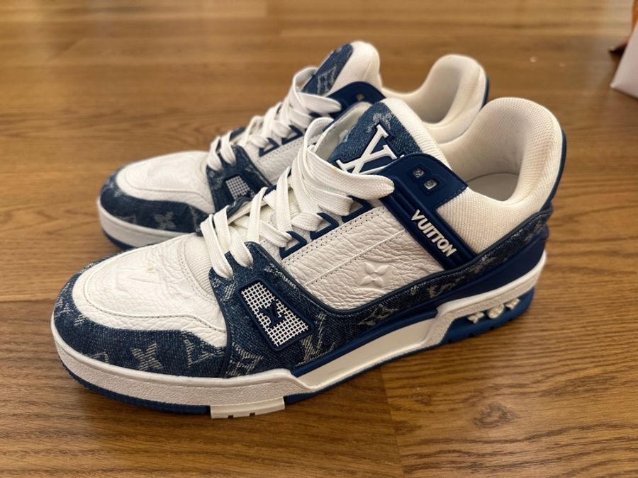 中性 男女都適合 路易威登Louis Vuitton 經典球鞋 size 6 1/2-9