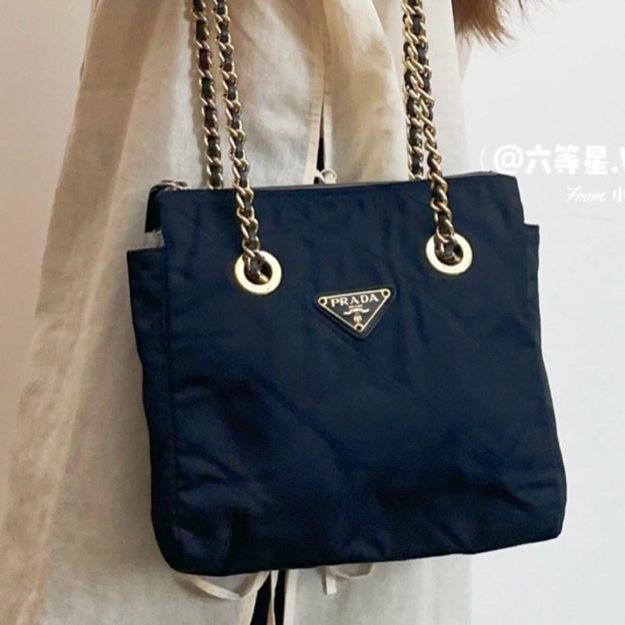 💝FuFu.Style ⟡.·* Prada 降落傘尼龍單肩包-3