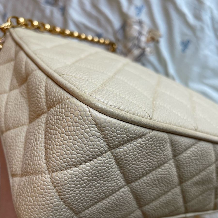 Chanel Vintage 荔枝皮金球雕花鏈大相機包-14