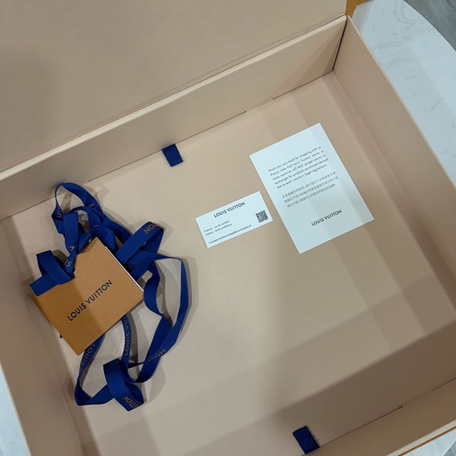 LV Mini Moon-25