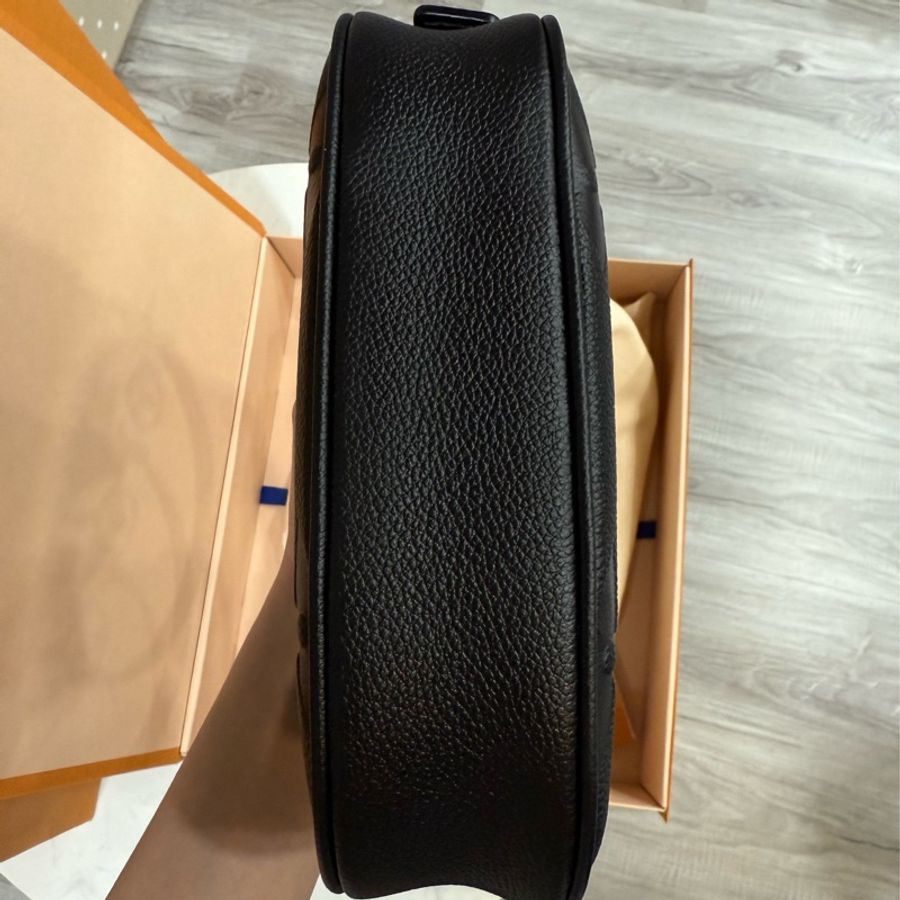 LV Mini Moon-12