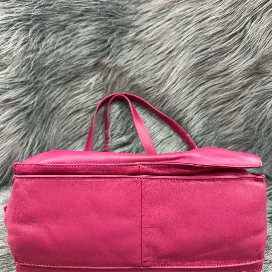 Loewe 桃紅色 銀扣 流蘇 福袋 手提包 肩背包-4