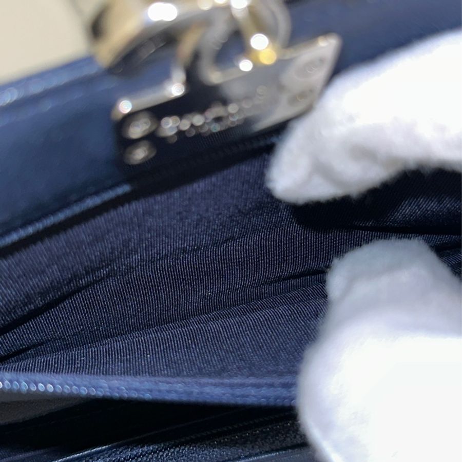 🈶保卡 🉑斜背 #全配閒置品 香奈兒海軍藍銀扣woc限定款-27