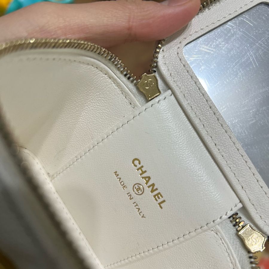 白色香奈兒小盒子  心型調節扣-25