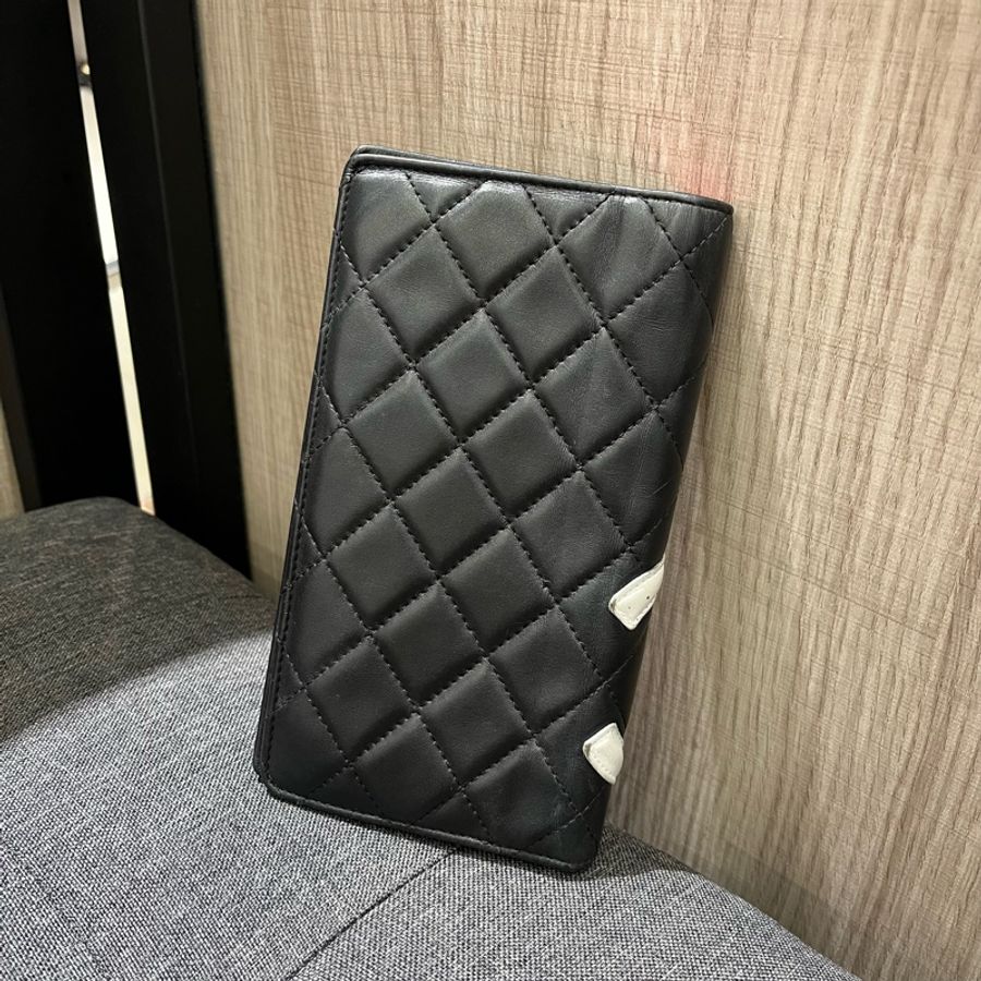 CHANEL 香奈兒黑色牛皮白色雙C Logo康朋對開長夾 皮夾-1