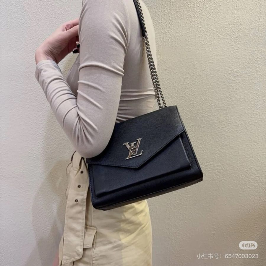 LV MYLOCKME SATCHEL CHAIN BAG BB 斜背包 肩背包 側背包 鏈條包 手提包-10