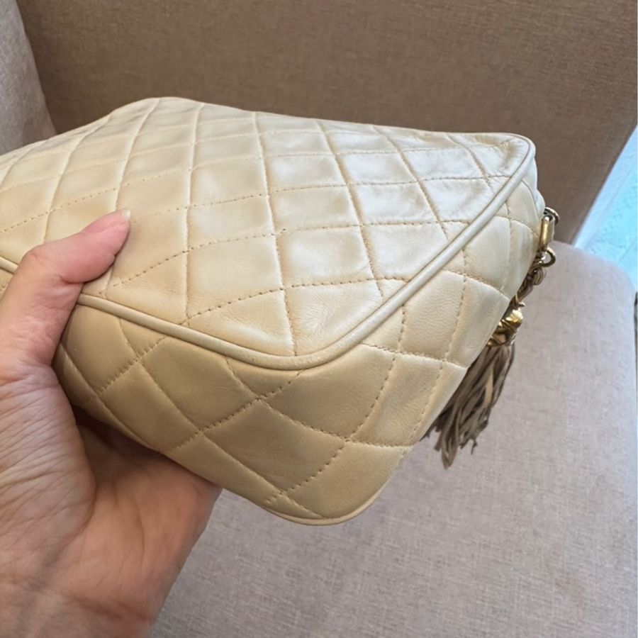 Chanel vintage 相機包 流蘇 金球-7
