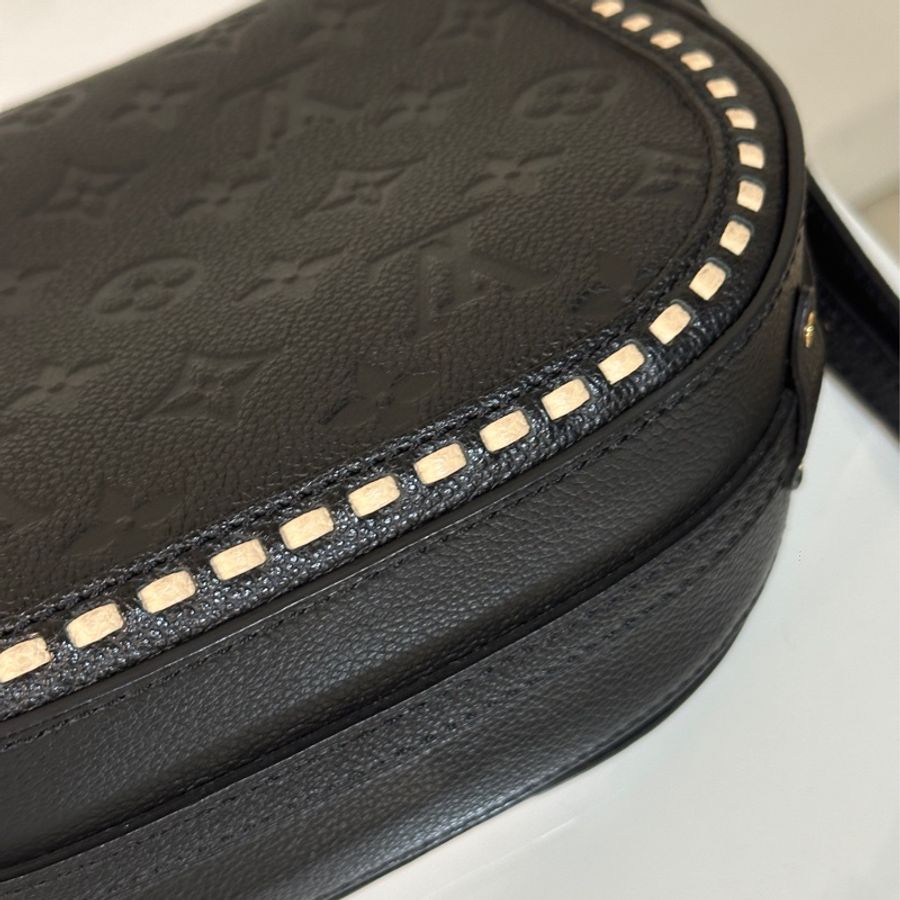 Louis Vuitton JUNOT 黑金牛皮馬鞍包🈶購證全配🔥閒置新 送禮自用兩相宜閃✨-11