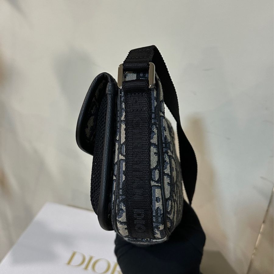Dior Oblique 緹花8bag郵差包🩶98新閒置❤️🔥櫃上在售7萬-8
