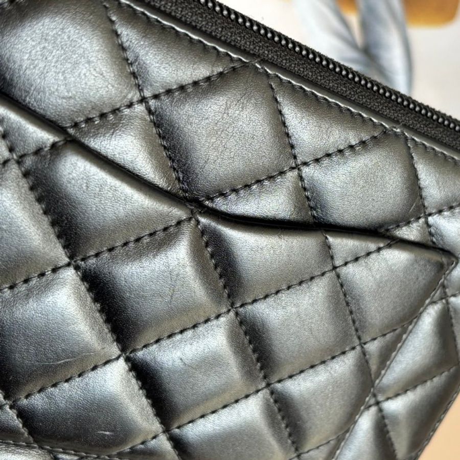::CHANEL:: A50078黑菱格牛皮漆皮雙C康朋拉鍊長夾 護照夾 功能夾-21