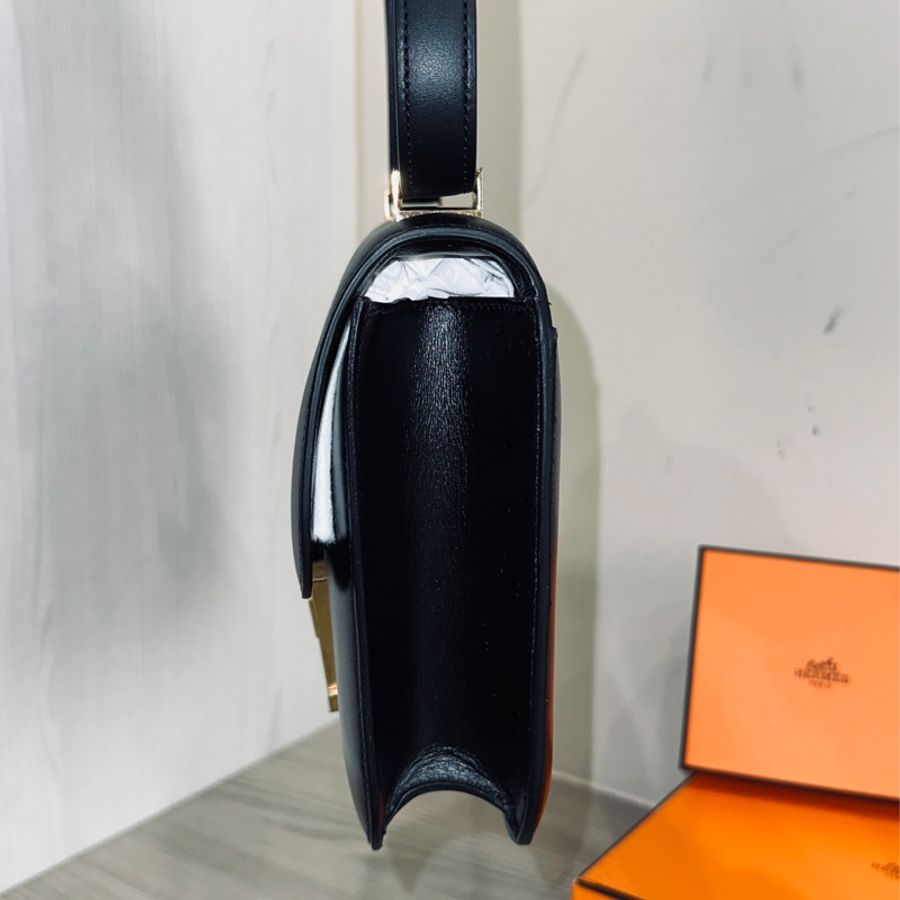 已售出)#Hermes #Constance #Constance24 🈶購證 五金帶膜#肩背包 #斜背包 黑金Box皮-9