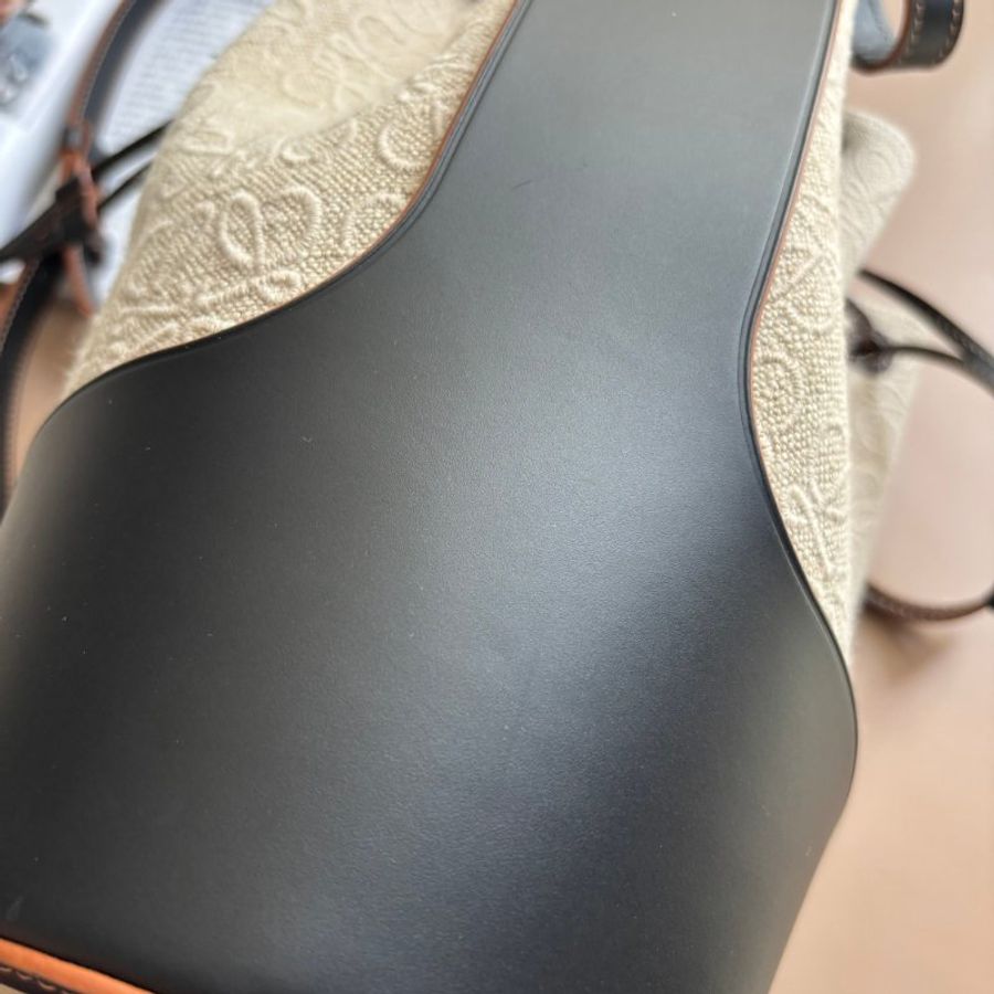 ::LOEWE:: BALLOON壓印LOGO 緹花拼接皮革氣球包 肩背包 水桶包-19