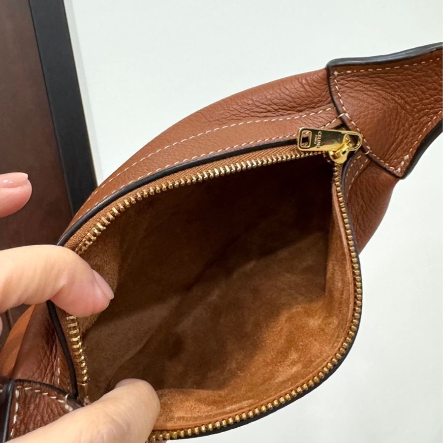 CELINE Mini Romy 新品 棕色 牛皮 肩背包 手提包 腋下包 側背包-21