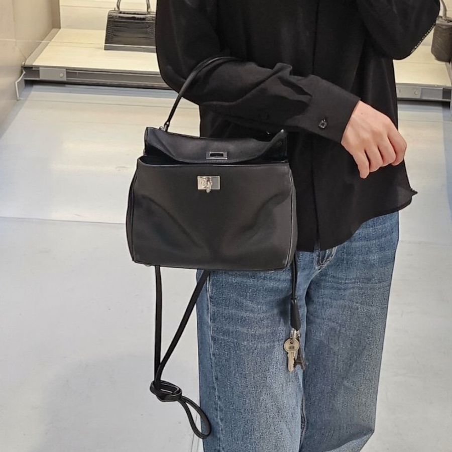 🌸2025春夏新品🌸Balenciaga 795456 光滑小牛皮迷你 Rodeo 包 黑色/復古金釦-1