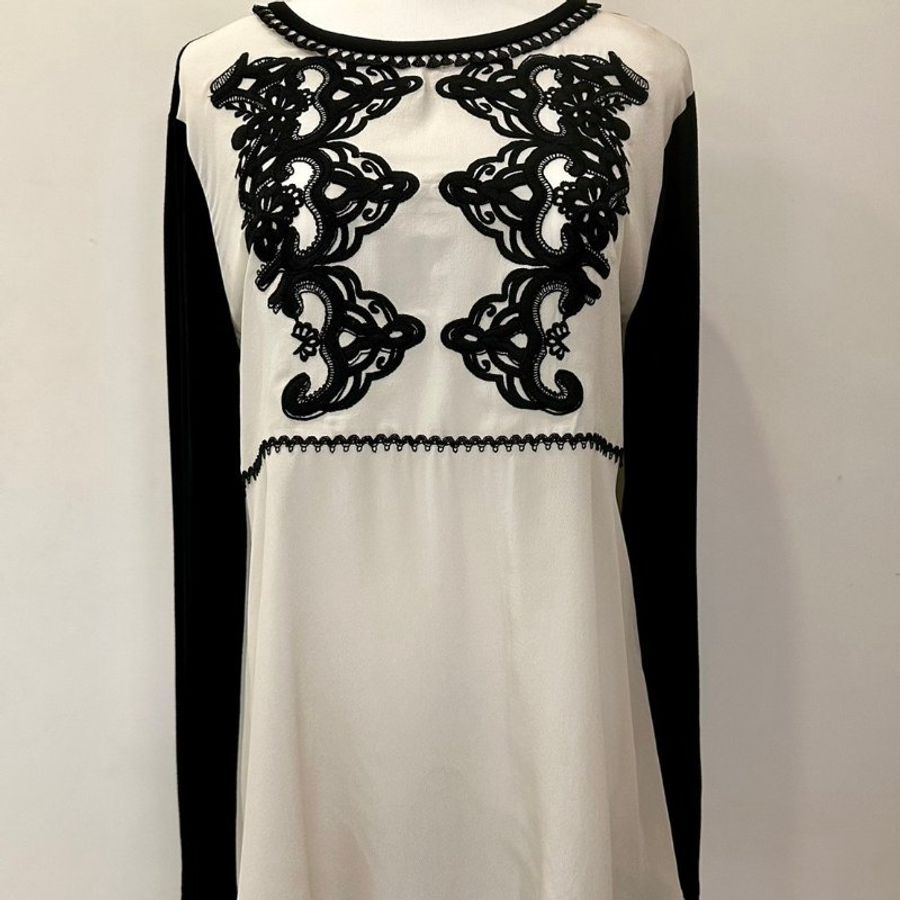 Weekend MaxMara 100%真絲刺繡上衣 M號 全新-5