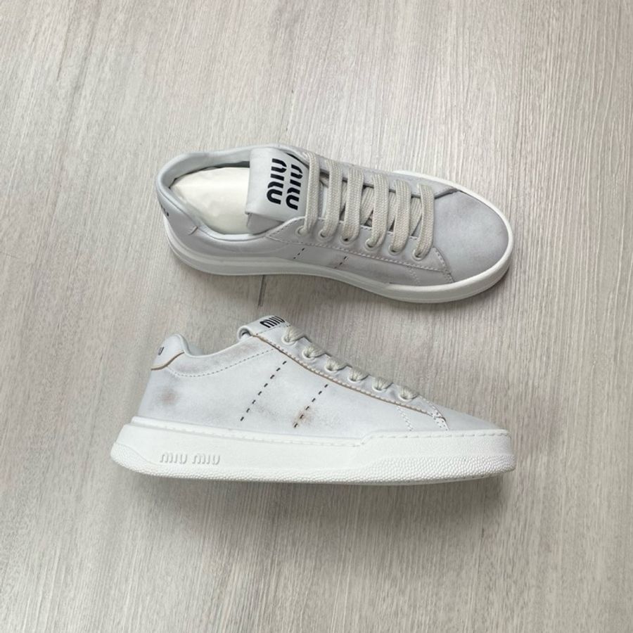 2025 新品 促銷 Miu Miu 退色漂白皮革 運動鞋-1