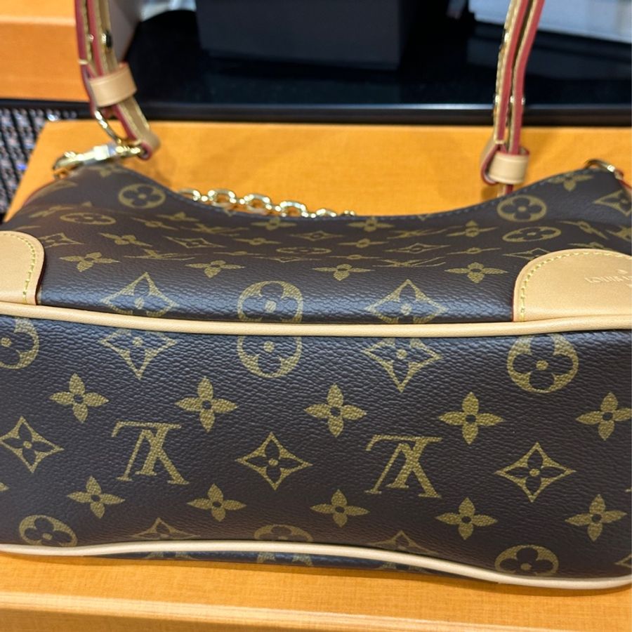 （已售出）Lv Boulogne M45832經典老花新款牛角包🈶24年購證 剛離櫃未使用 賠出❤️‍🔥-26