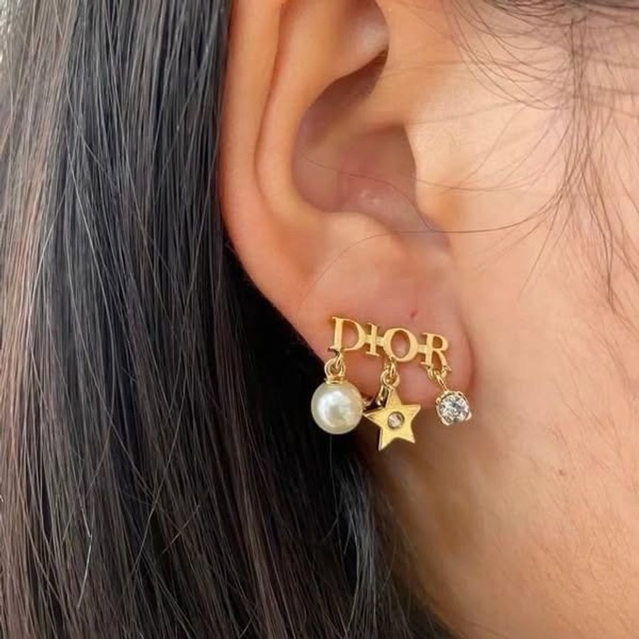 【現貨】Dior 字母三吊墬星星珍珠耳夾 ✨🌟💖-0