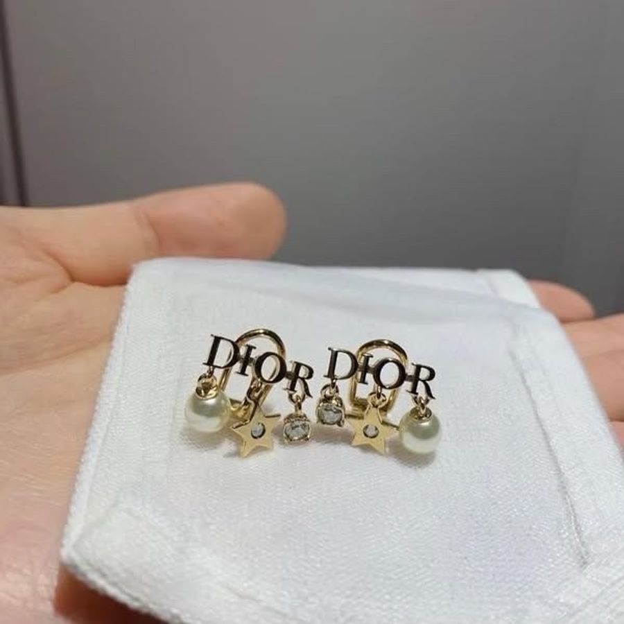 【現貨】Dior 字母三吊墬星星珍珠耳夾 ✨🌟💖-2