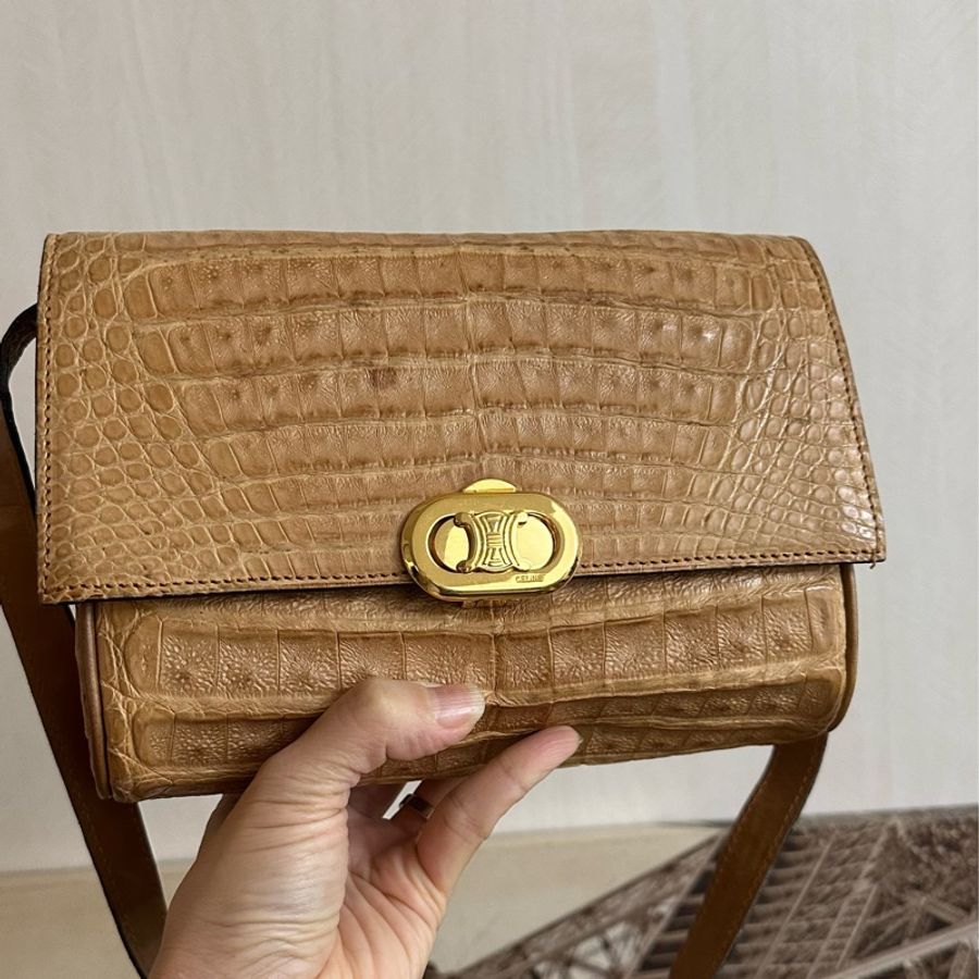 (MYMluxurybag) Celine 稀有鱷魚紋肩背包斜挎包-0