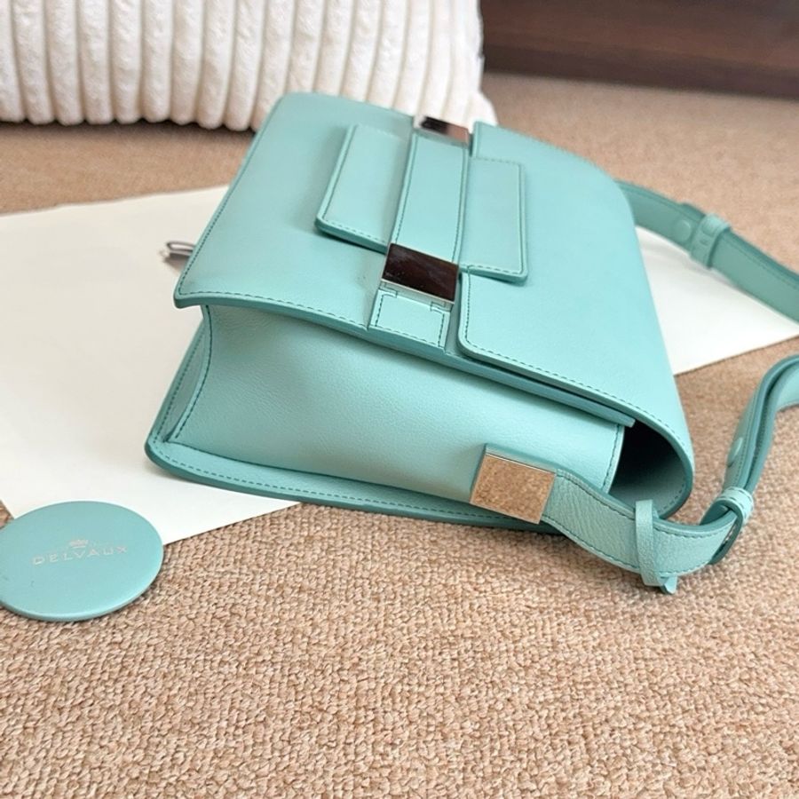【近新閒置品】Delvaux 德爾沃madame薄荷曼波牛皮中號單肩包-3