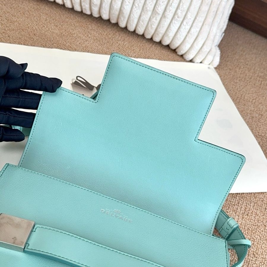 【近新閒置品】Delvaux 德爾沃madame薄荷曼波牛皮中號單肩包-5