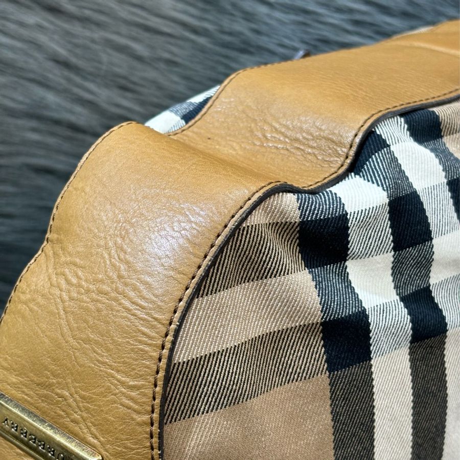 BURBERRY 摩卡 牛皮 帆布 肩背包 斜背包 兩用包 牛角包 購物包-5