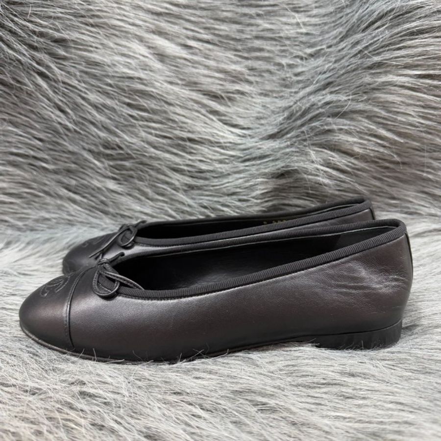 Chanel G02819 黑色 皮革 蝴蝶結 芭蕾舞鞋 娃娃鞋 跟鞋 37號-3