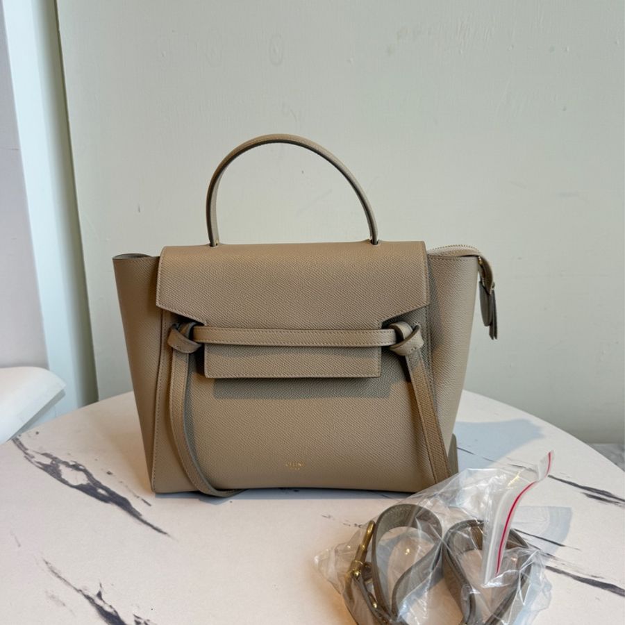 Celine 鯰魚包❤️美美奶杏色中號-0