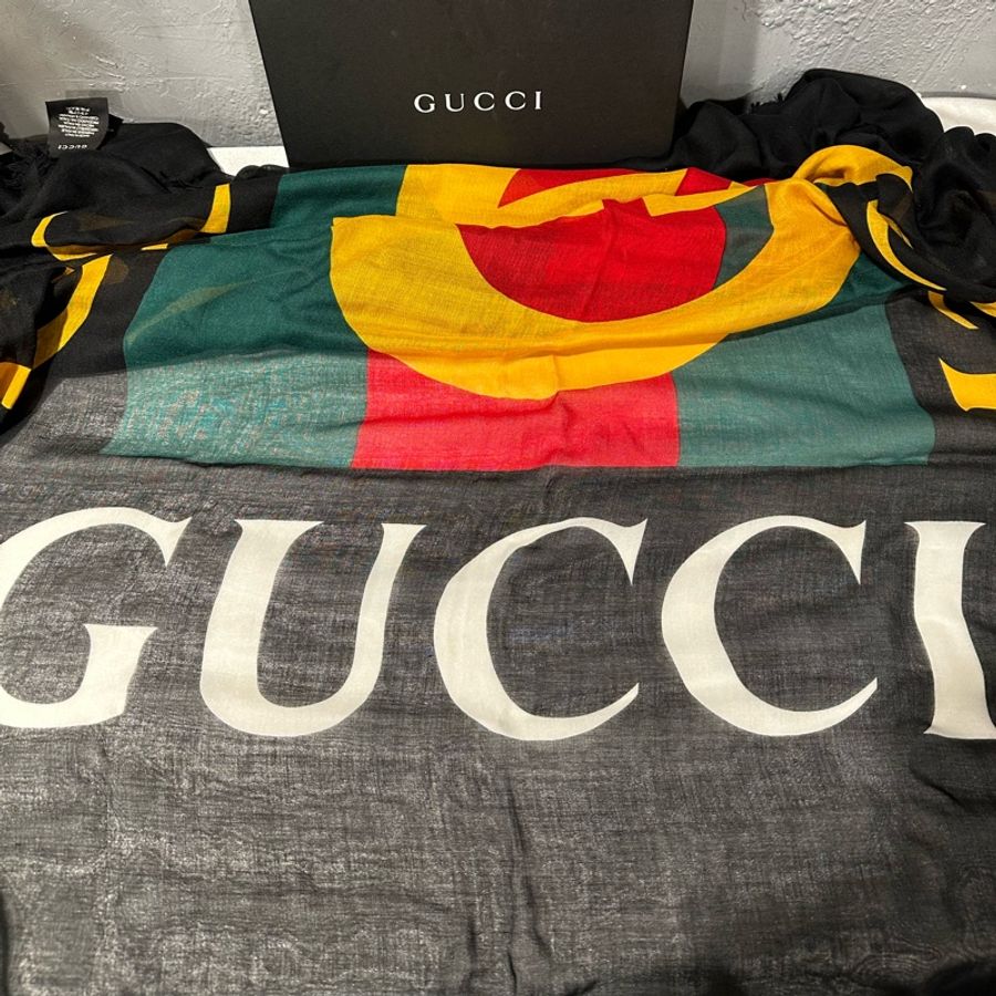 Gucci 大巾-4