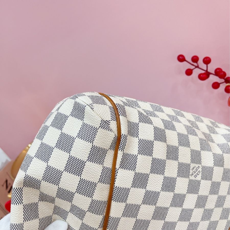 莉亞精品♡LV N41279 棋盤格小天心 二手-10