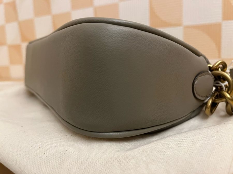 TORY BURCH Kira Chevron 羊皮絎縫翻蓋斜背/肩背腋下包(灰棕色)-2