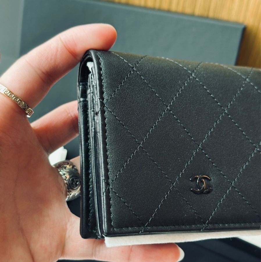 近新大全配剛離櫃 Chanel So Black對開短夾🈶零錢袋 斷貨櫃上買不到了-5