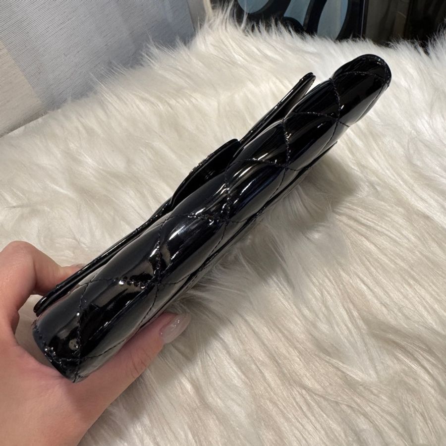 Chanel 黑漆皮三折長夾-12