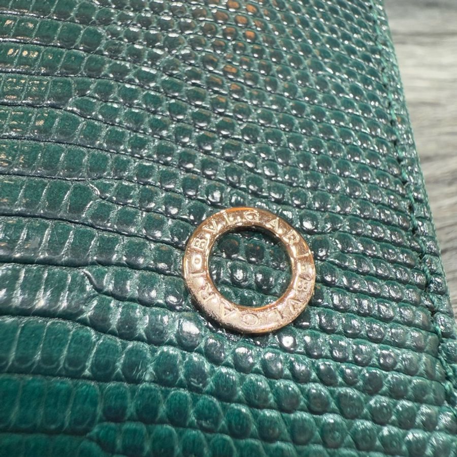 Bvlgari 289421 綠色 蜥蜴皮壓印 銀扣 長夾 皮夾 錢包-10