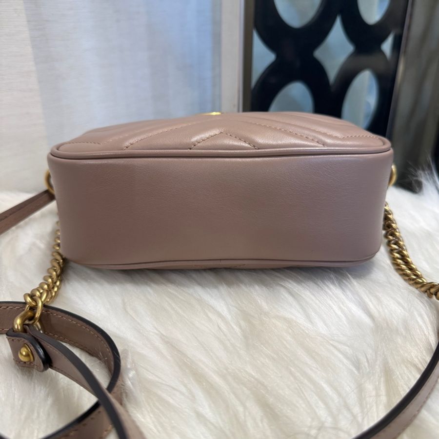 Gucci Marmont Mini 藕粉霧金相機包 18CM-5
